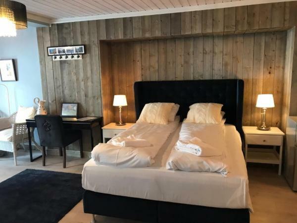 Kvamseter Lodge - Mountain Apartments นูร์ไฮม์ซุนด์ ภายนอก รูปภาพ